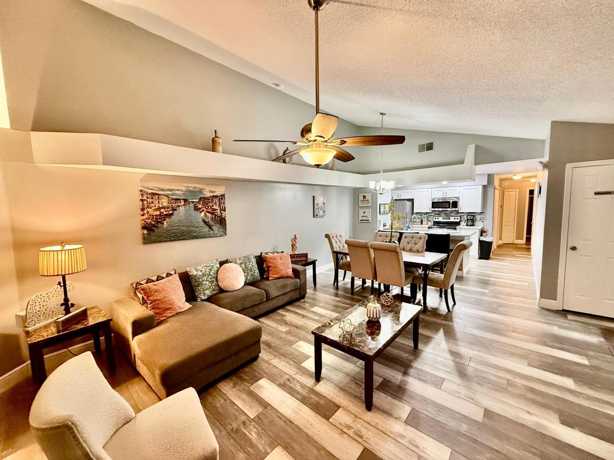 Grand Superior 3br Near Parks Apartment *