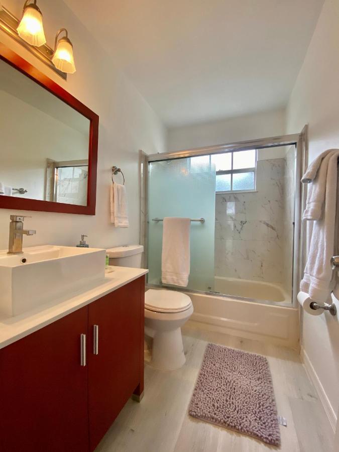 Grand Superior 3br Near Parks Apartment